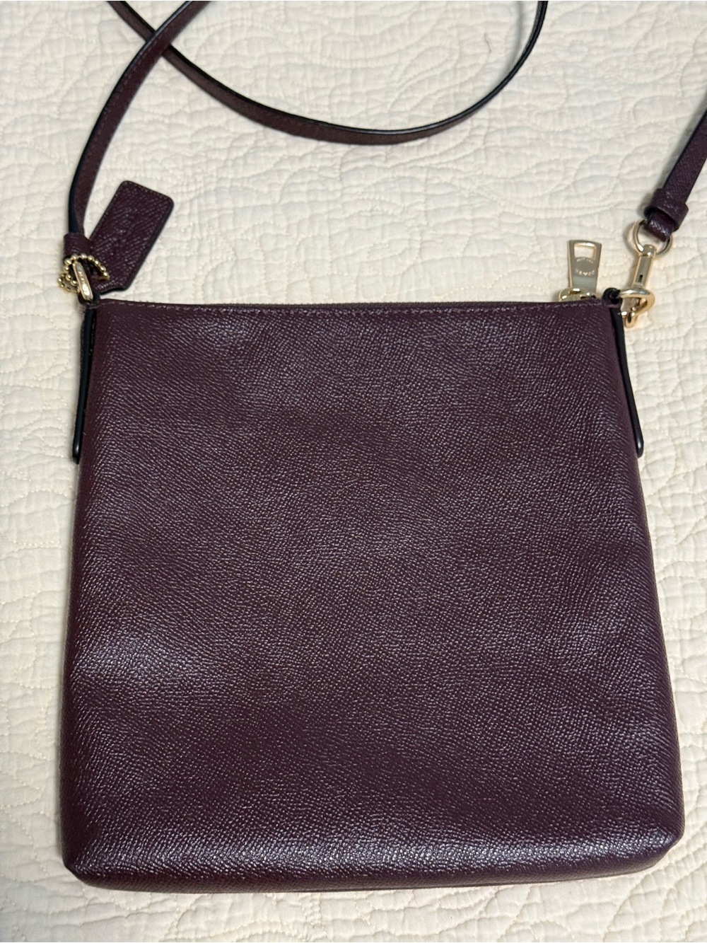 Coach “Kitt” Messenger Crossbody Bag in Oxblood Crossgrain Leather! Like New! - Picture 11 of 14